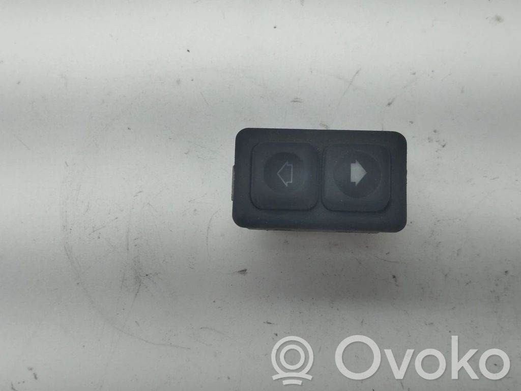 BMW 5 E28 Electric window control switch 