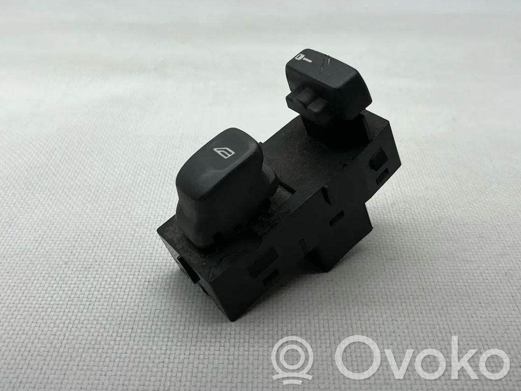Electric window control switch   30889755,00W312,4970,8PINOS