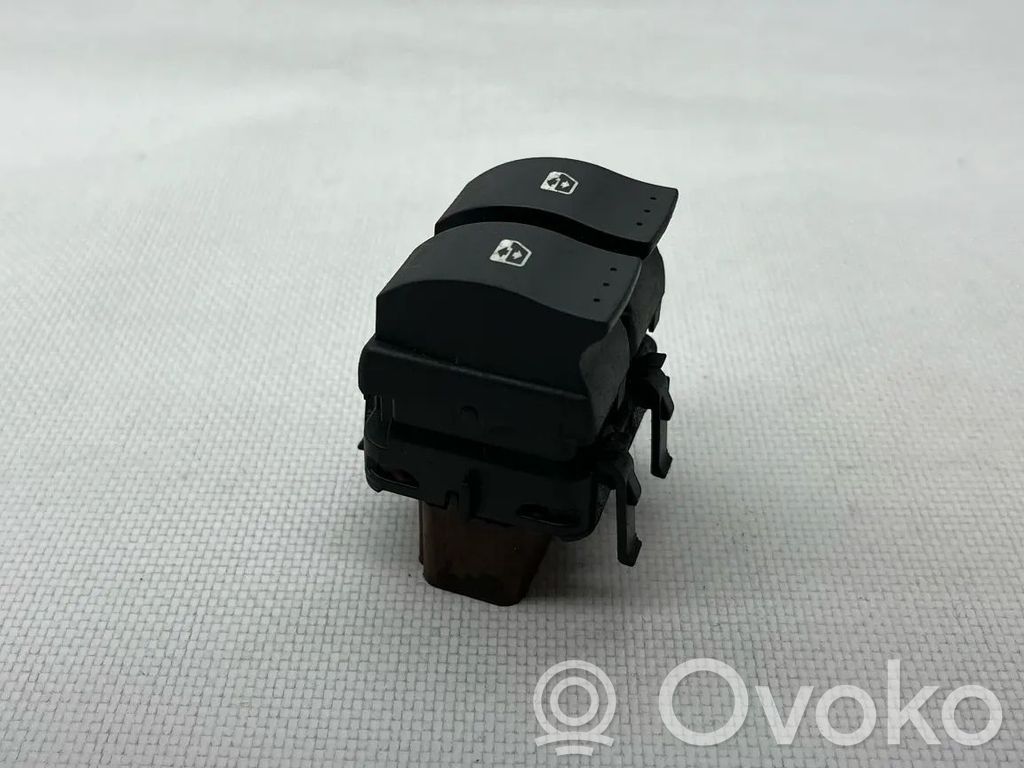 Renault Laguna I Electric window control switch 