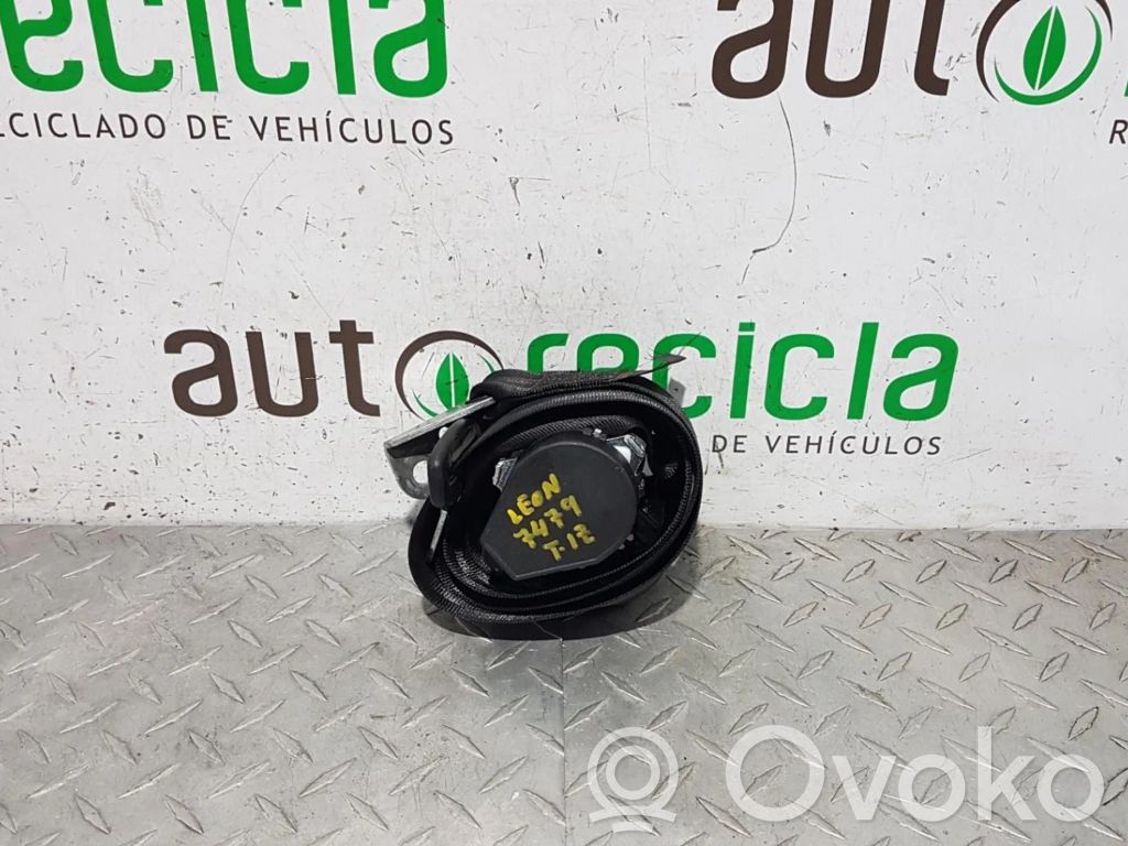 Seat Leon (1P) Cinturón trasero 