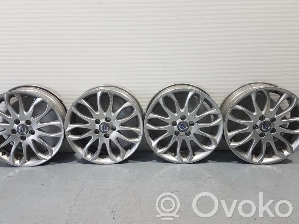 Volvo C30 Jantă aliaj R22 