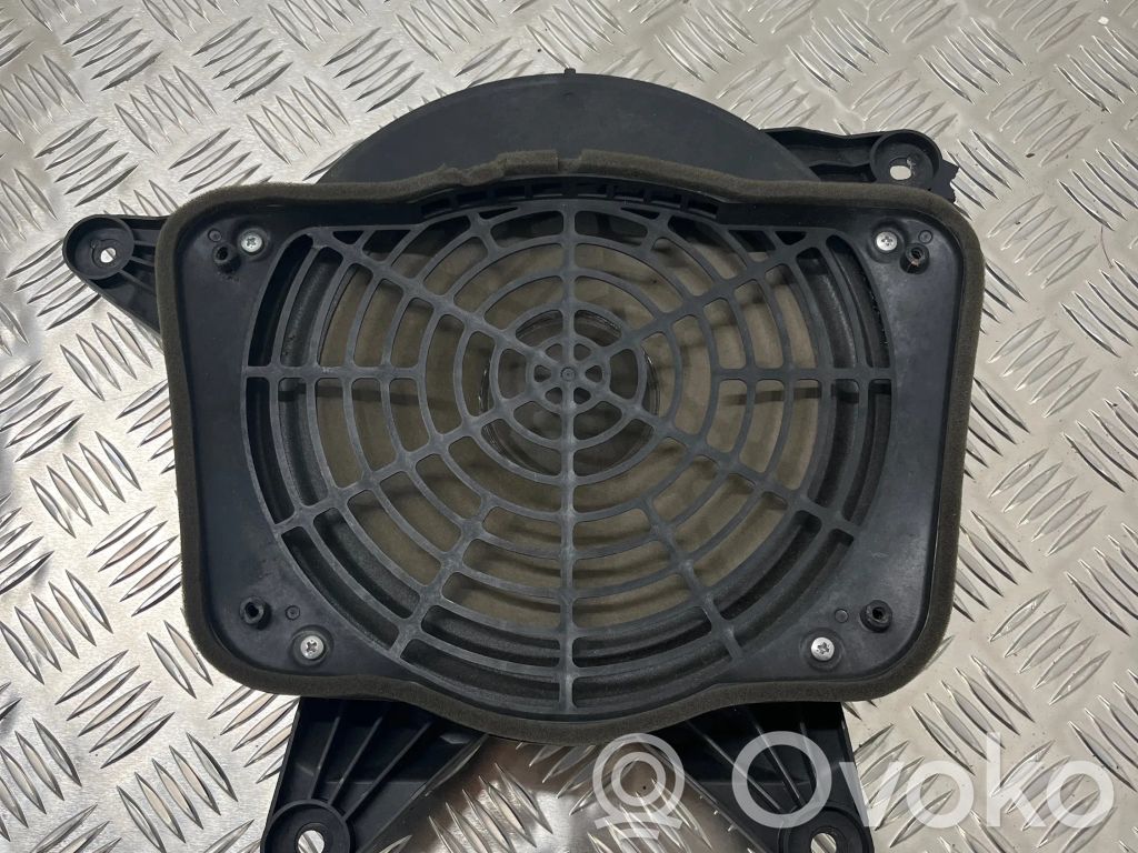 Audi A8 S8 D4 4H Altavoz subwoofer 