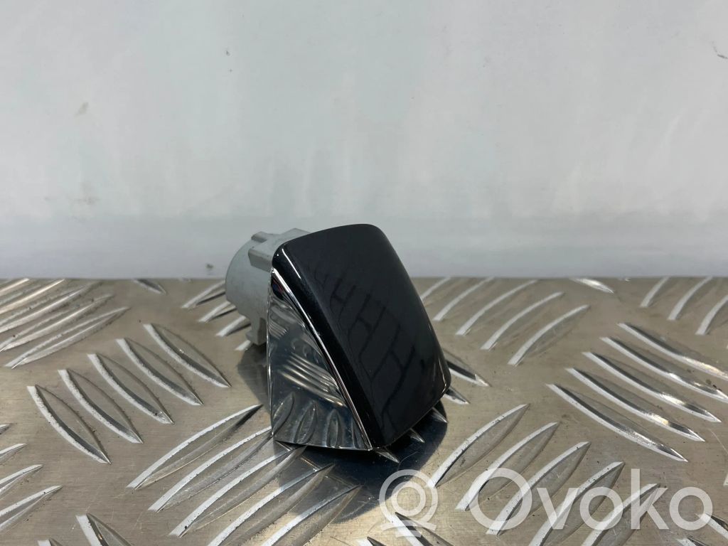 Audi A6 C7 Tapa manecilla puerta trasera 