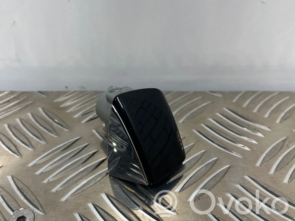 Audi A8 S8 D4 4H Крышка задний дверной ручки 
