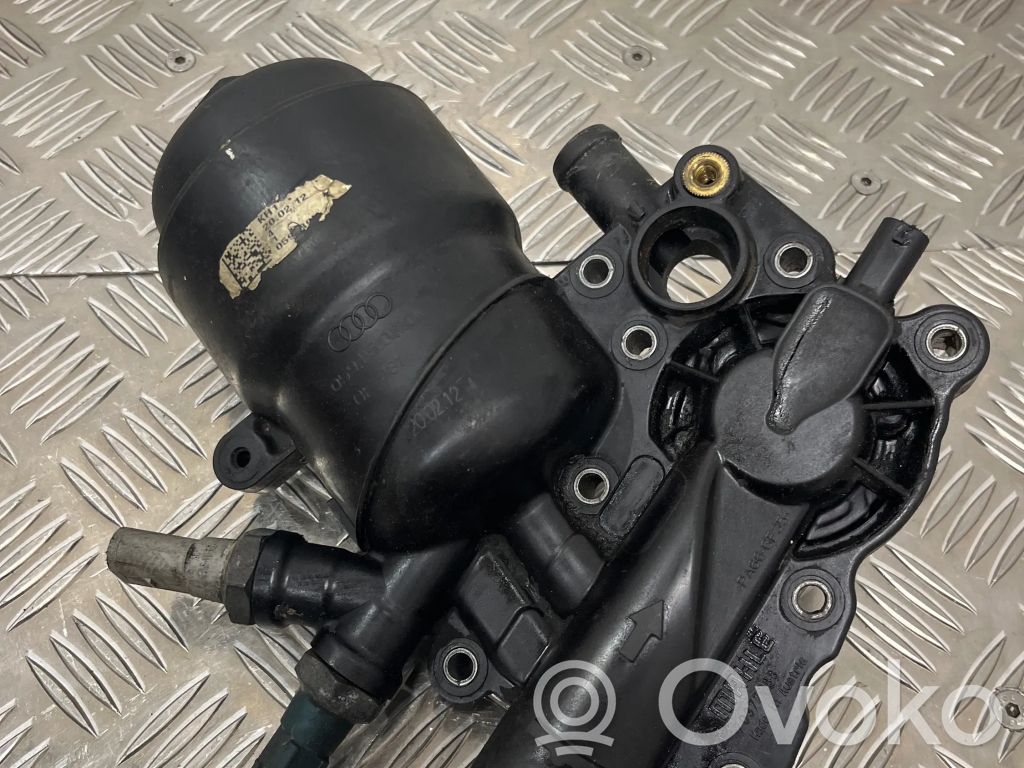 Audi Q7 4L Oil filter mounting bracket 