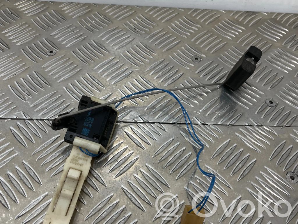Audi Q7 4L Sensor de nivel de combustible 