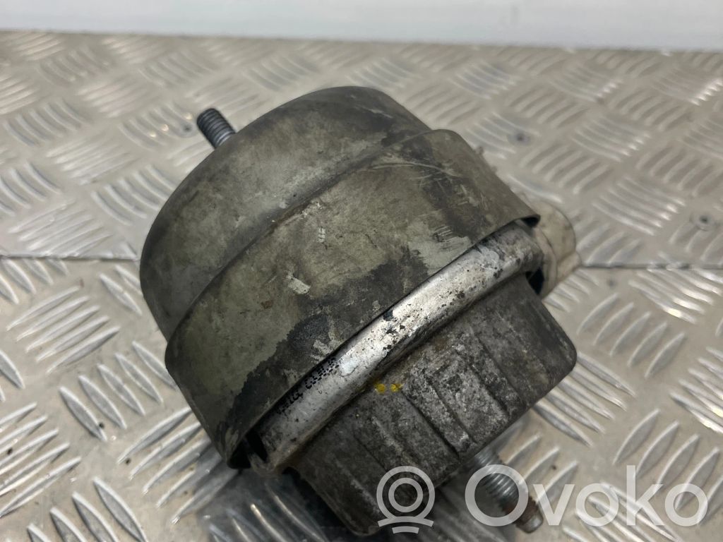 Audi A6 S6 C6 4F Engine mount bracket 
