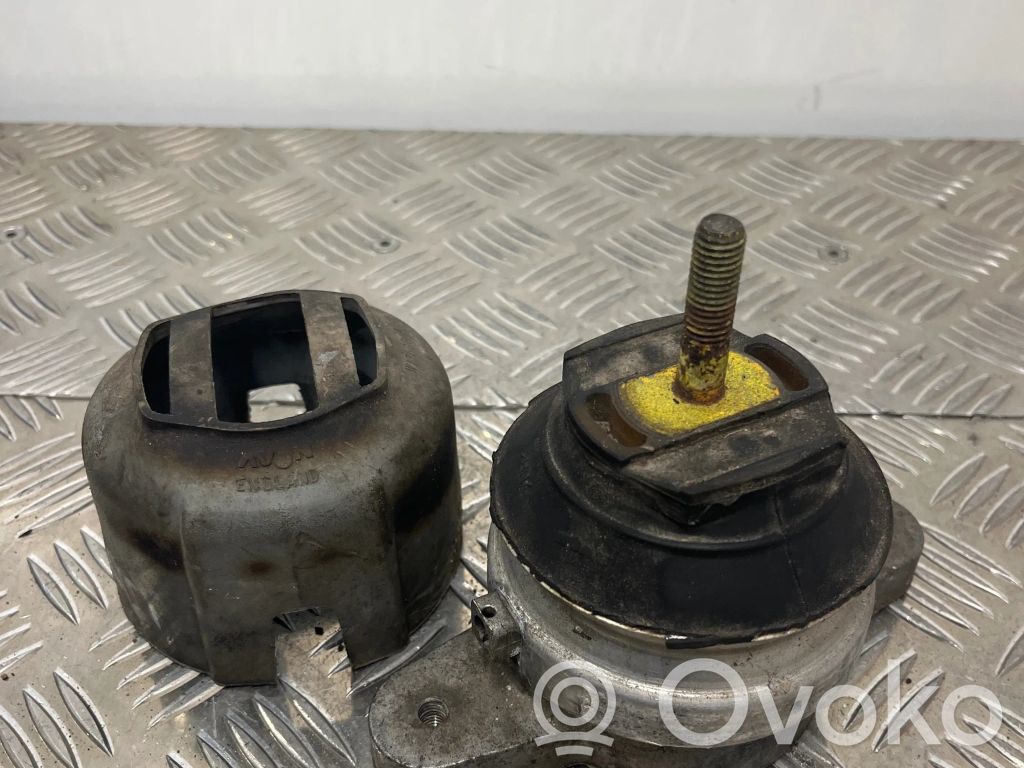 Audi A8 S8 D3 4E Pārnesumkārbas spilvens 