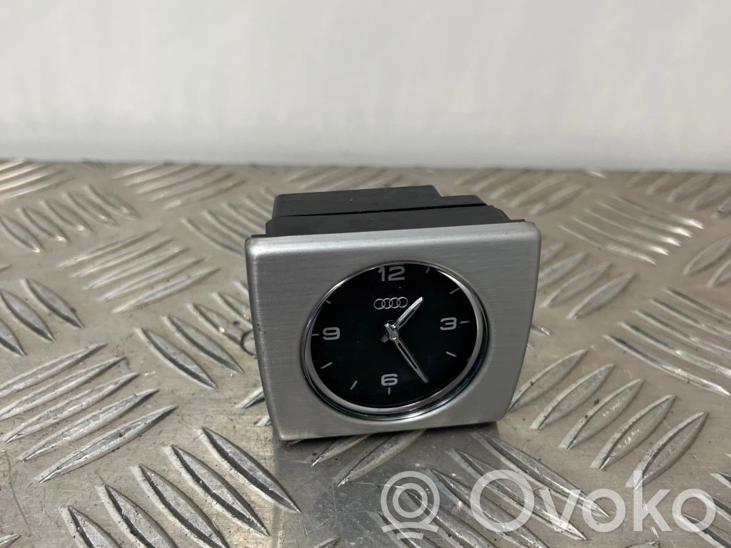 Audi A8 S8 D4 4H Reloj 