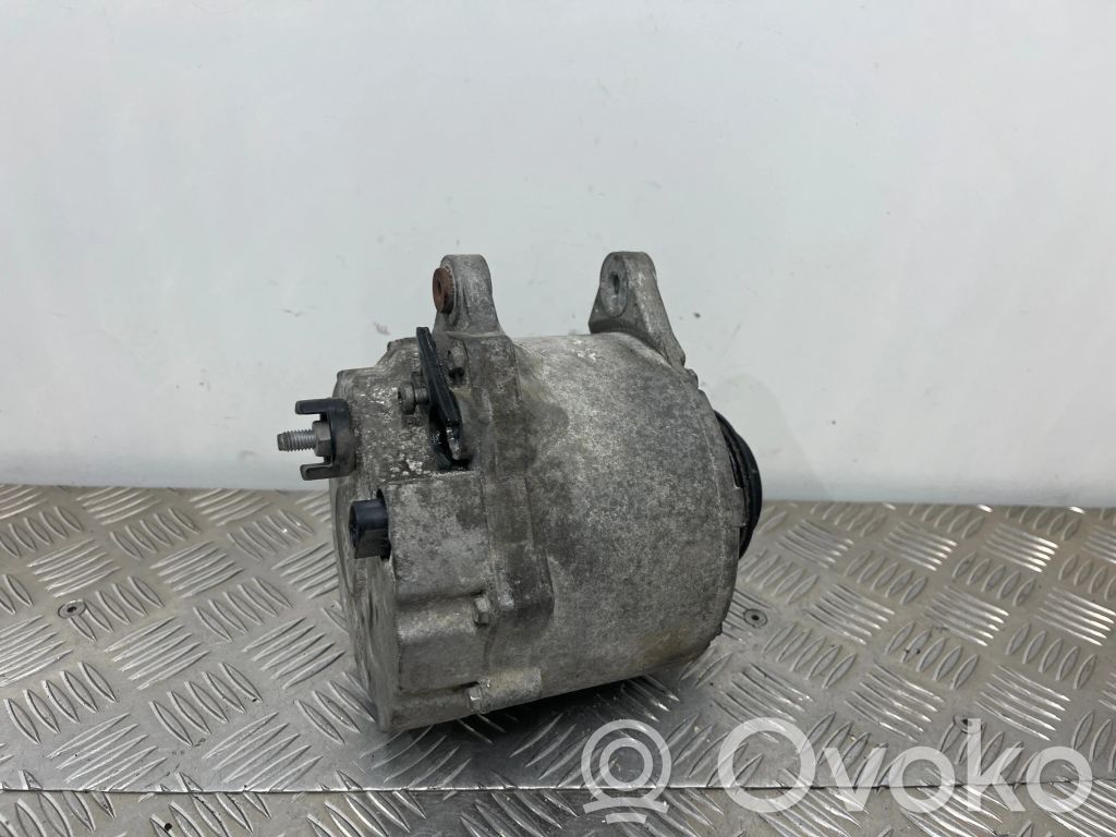 Audi A8 S8 D4 4H Generatorius 
