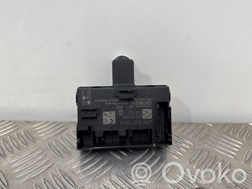 Audi A4 S4 B9 8W Door control unit/module 