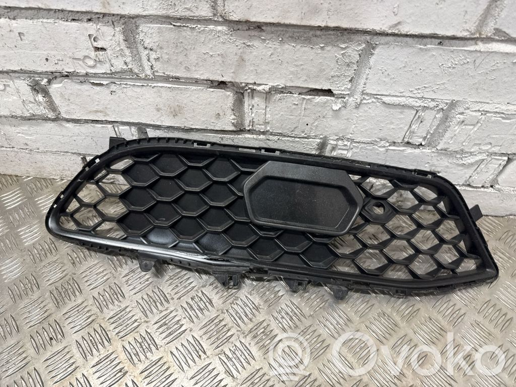 Alfa Romeo Giulia Grilă inferioară bară față 