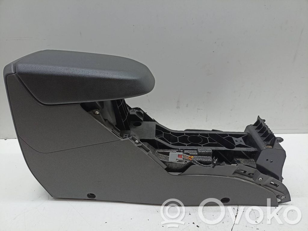 Ford Kuga I Käsinoja 