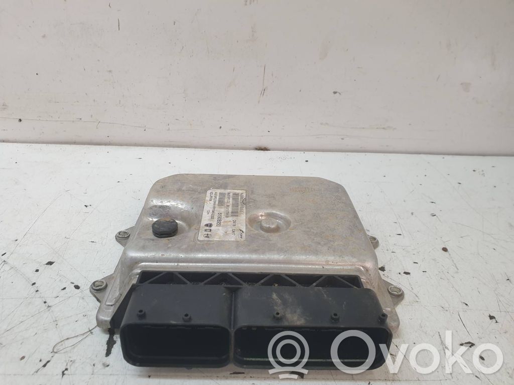 Unidad de control/módulo del motor   51908953