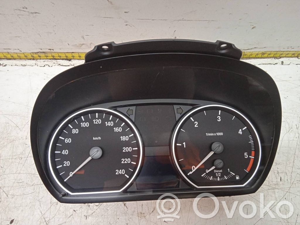 Geschwindigkeitsmesser Cockpit   102495285,BMWSERIE1