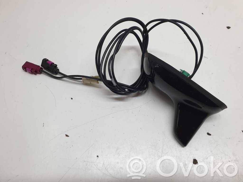 Mercedes-Benz C W205 Antena radiowa 
