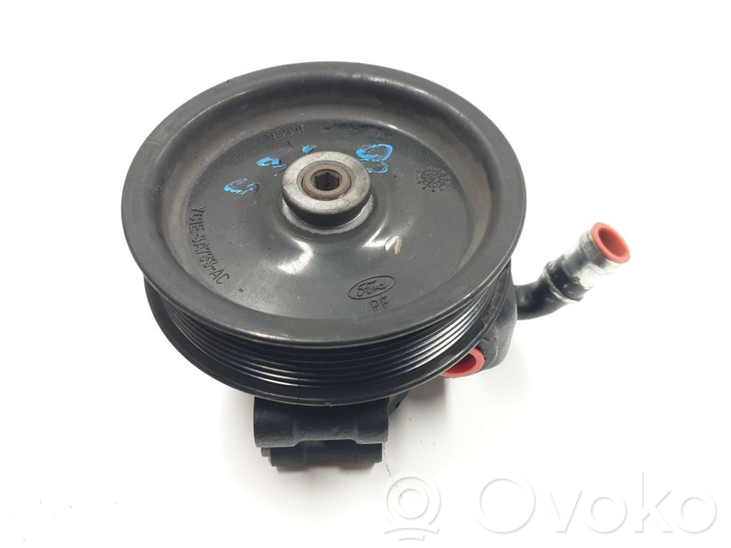 Ford Transit Ohjaustehostimen pumppu 