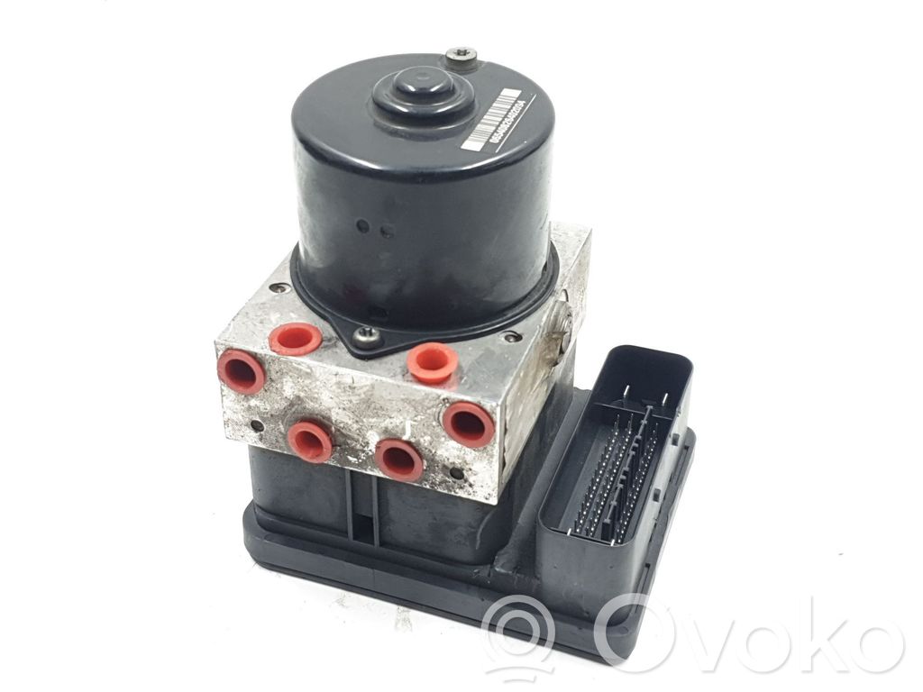 ABS bloks   8M512C405AA