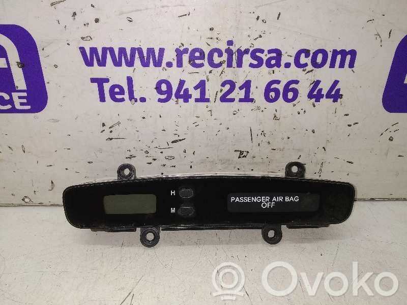 Clock   945104D500