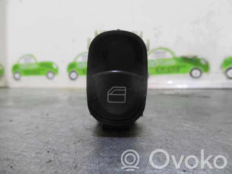 Mercedes-Benz C W203 Interruptor del elevalunas eléctrico 