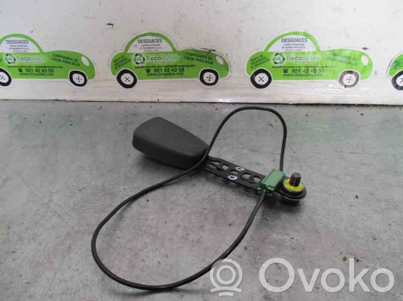 Volvo S40 Etuistuimen turvavyön solki 