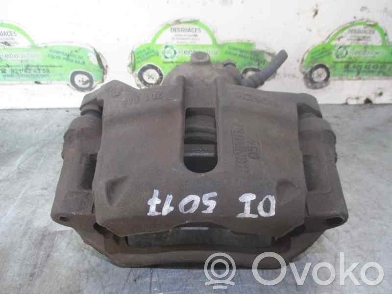 Renault Kangoo I Zacisk hamulcowy przedni 