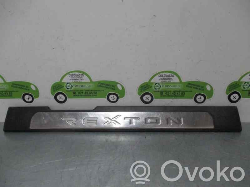 SsangYong Rexton Zierleiste Radlauf hinten 