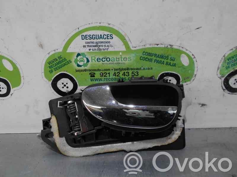 Peugeot 307 Rear door interior handle