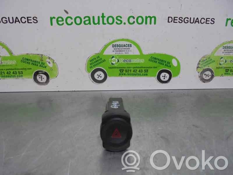 Dacia Sandero Comutator lumini pericol 
