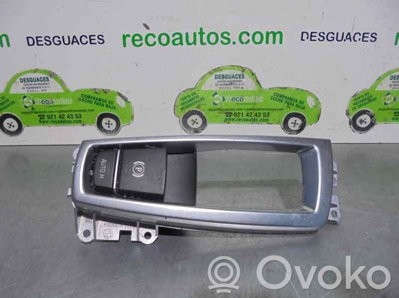 BMW 5 E60 E61 Rączka / Dźwignia hamulca ręcznego