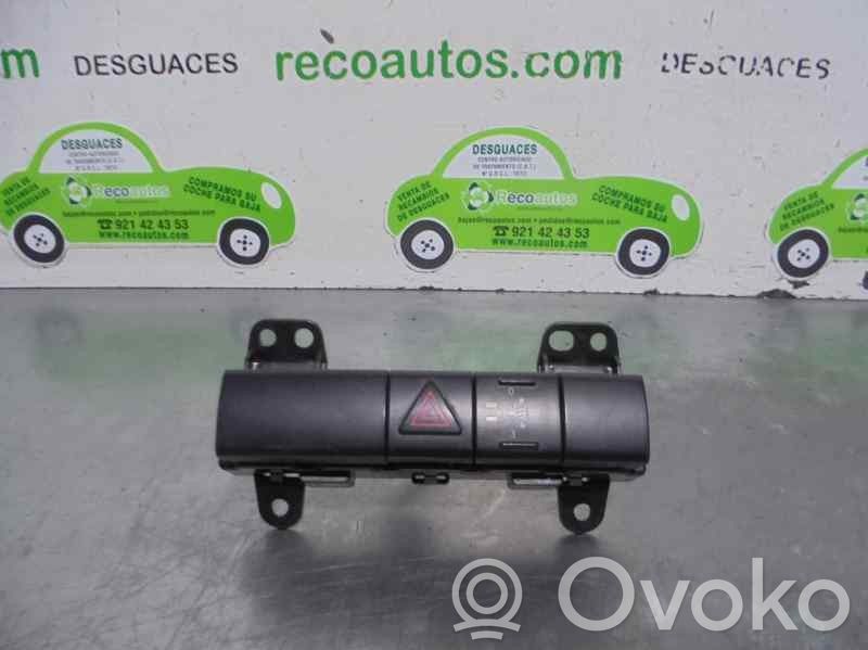 Dodge Caliber Botón interruptor de luz de peligro 
