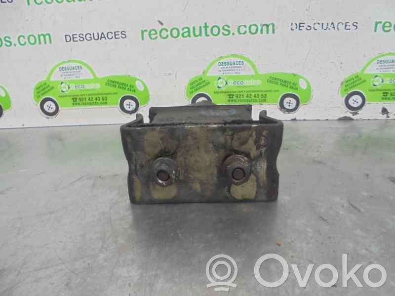 Mercedes-Benz Sprinter W901 W902 W903 W904 Engine mount bracket 