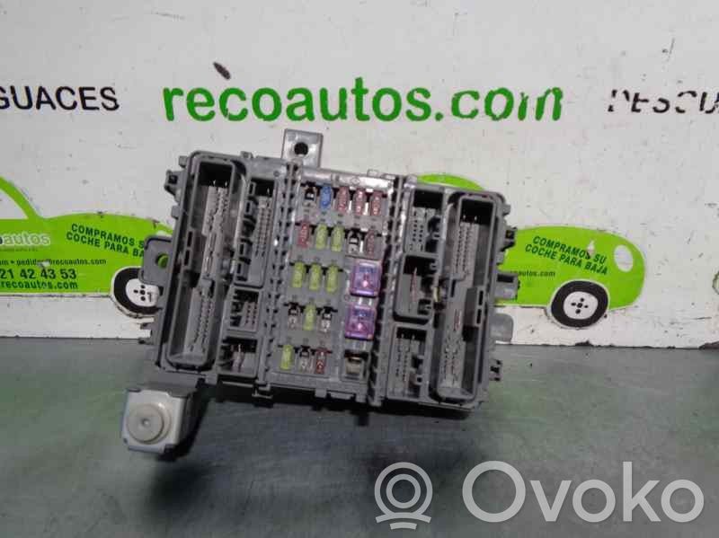 Honda Accord Juego de caja de fusibles