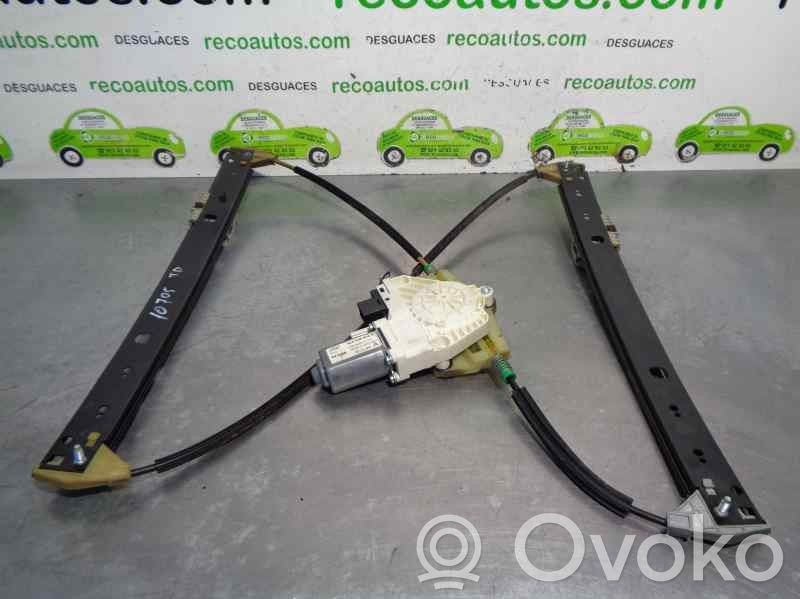 Audi Q7 4L Elektryczny podnośnik szyby drzwi tylnych 