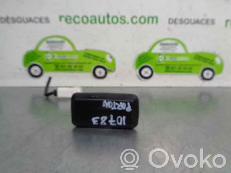 Hyundai i40 Takaoven ulkokahva 