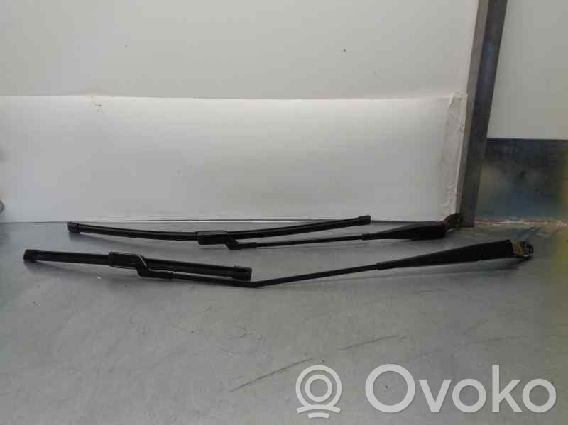 Peugeot 208 I Wischerarm vorne
