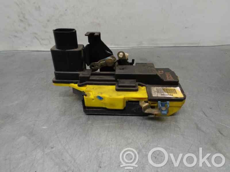 Volvo S60 Takaoven lukko 