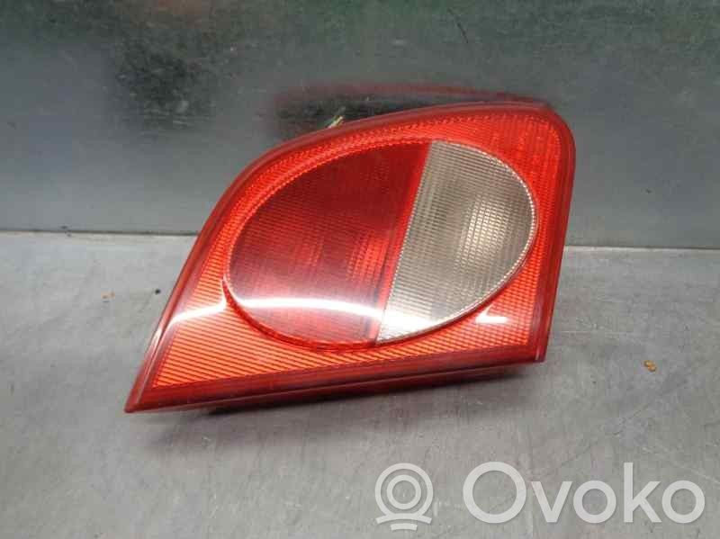 Mercedes-Benz E W210 Lampa tylna
