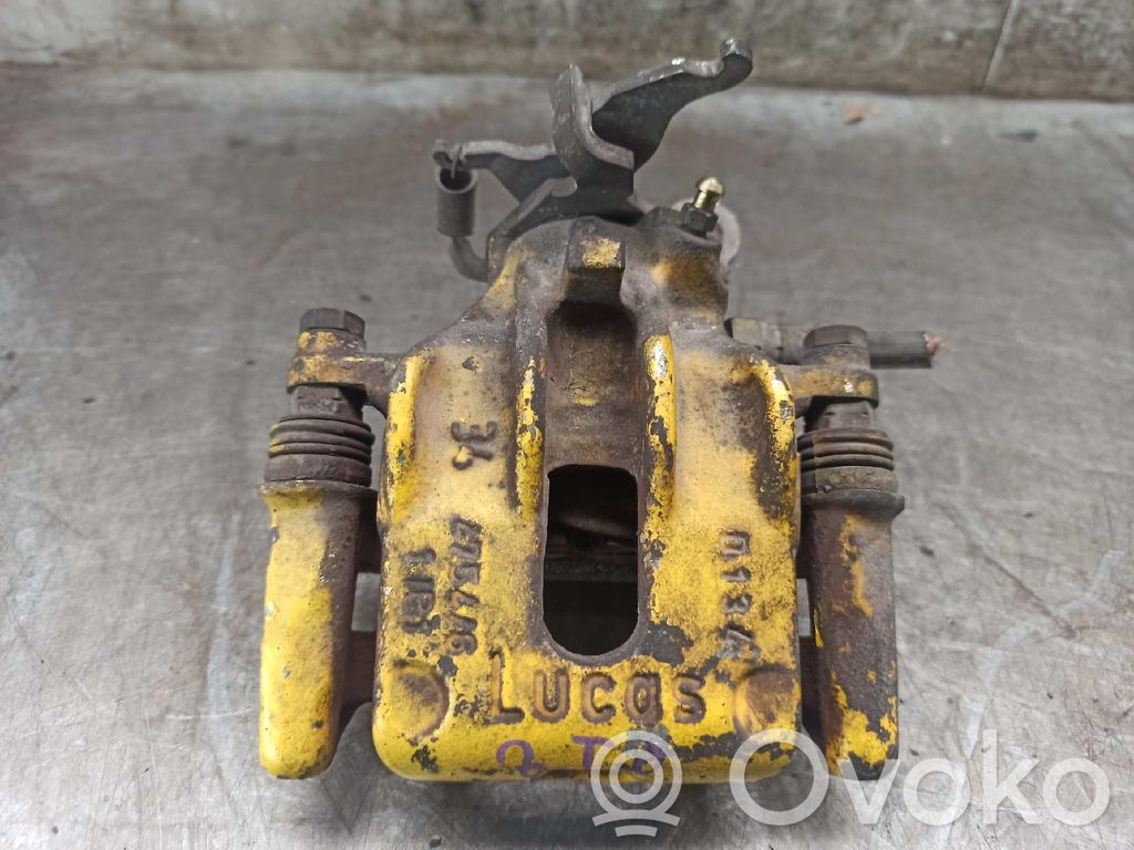 Ford Focus Supporto della pinza del freno posteriore