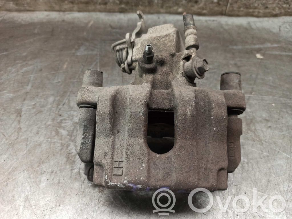 Nissan Primera Задний суппорт