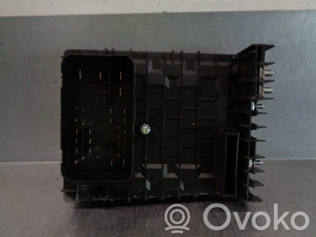 Skoda Octavia Mk2 (1Z) Sicherungskasten komplett
