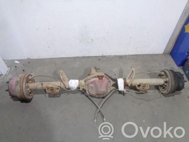 Iveco Daily 45 - 49.10 Hinterachsträger mit Reduzierstück 