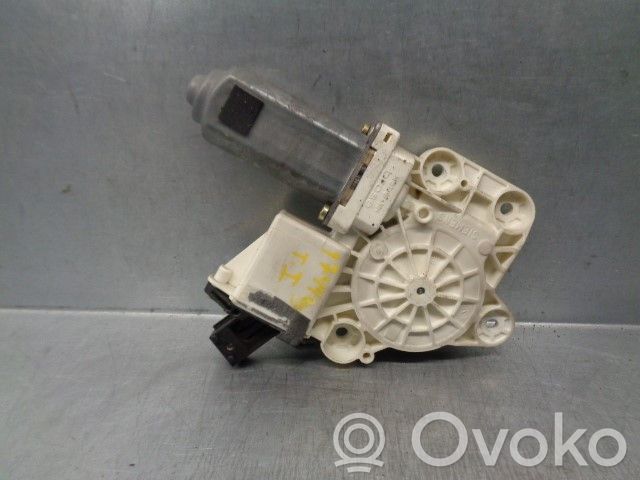 Opel Vectra C Aizmugurē loga pacēlāja motoriņš 