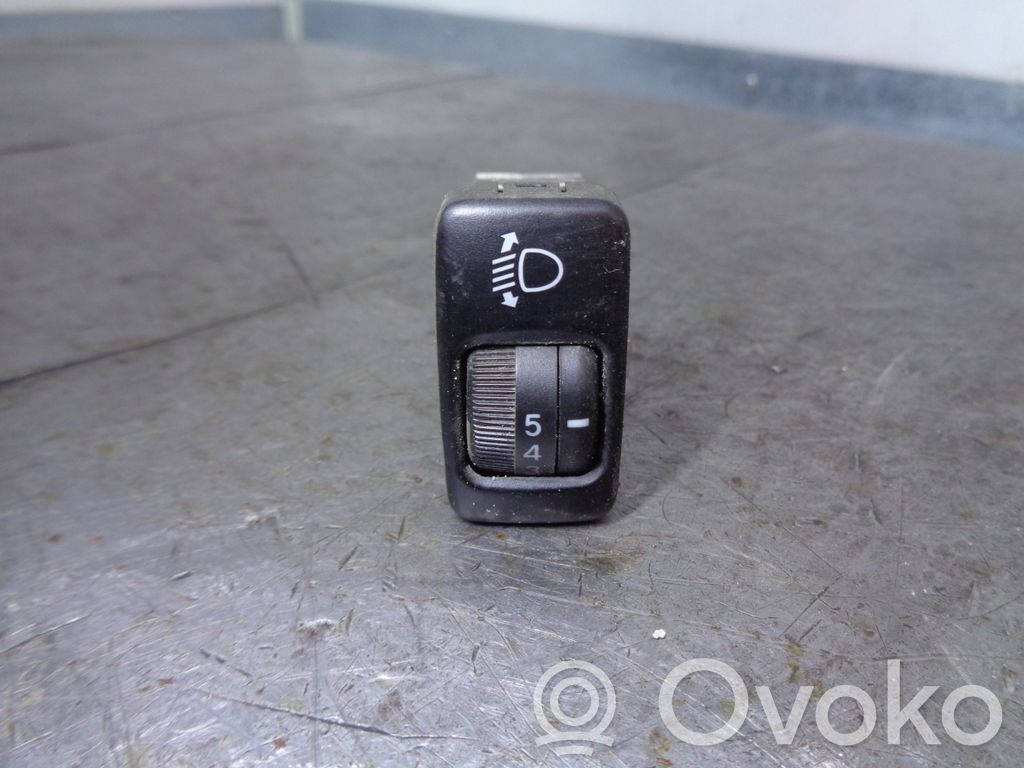 Toyota Hilux (AN10, AN20, AN30) Interruptor de control del panel de luces 