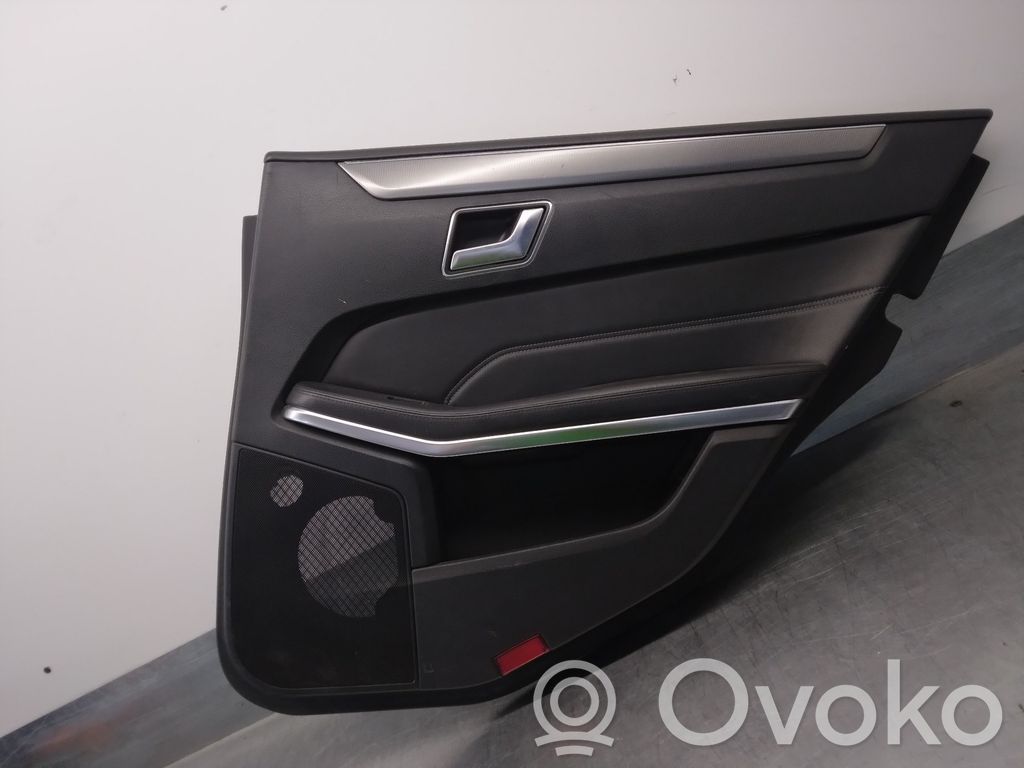 Mercedes-Benz E W212 Apmušimas galinių durų (obšifke) 