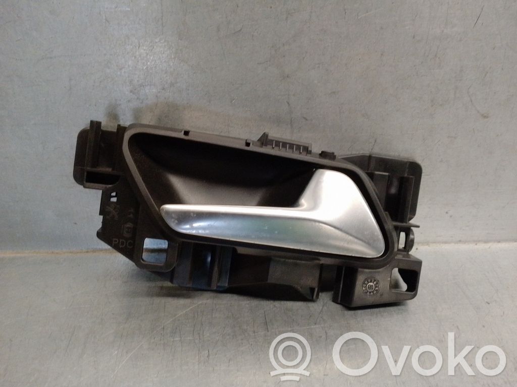Opel Crossland X Takaoven sisäkahva 