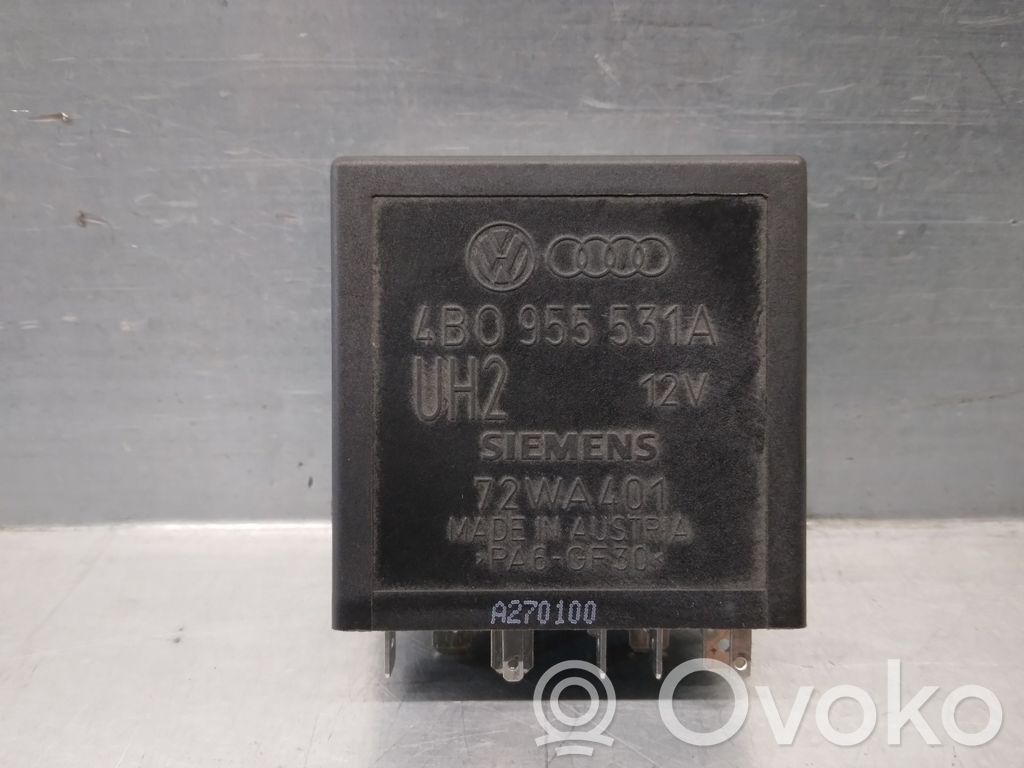 Audi A3 S3 8L Sicherungskasten 