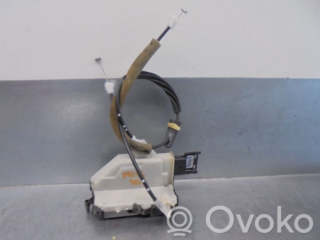 Peugeot Partner Front door lock 