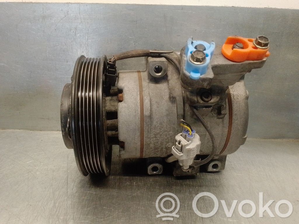 Toyota Avensis T220 Compressore aria condizionata (A/C) (pompa)