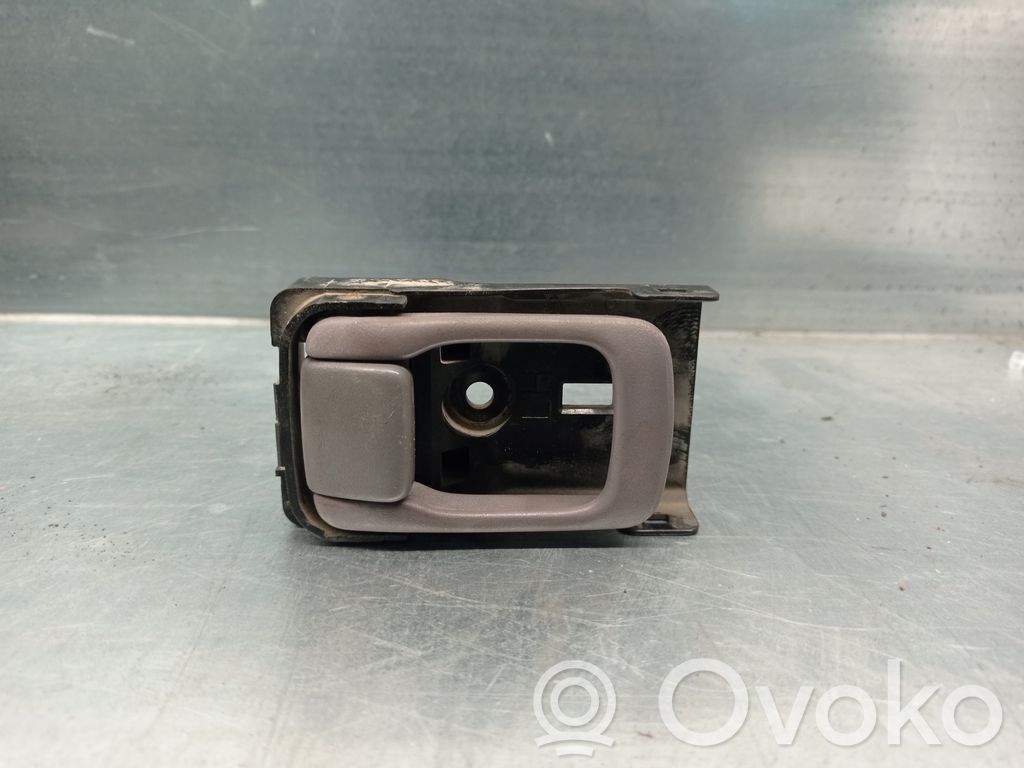 Nissan Vanette Rankenėlė atidarymo vidinė